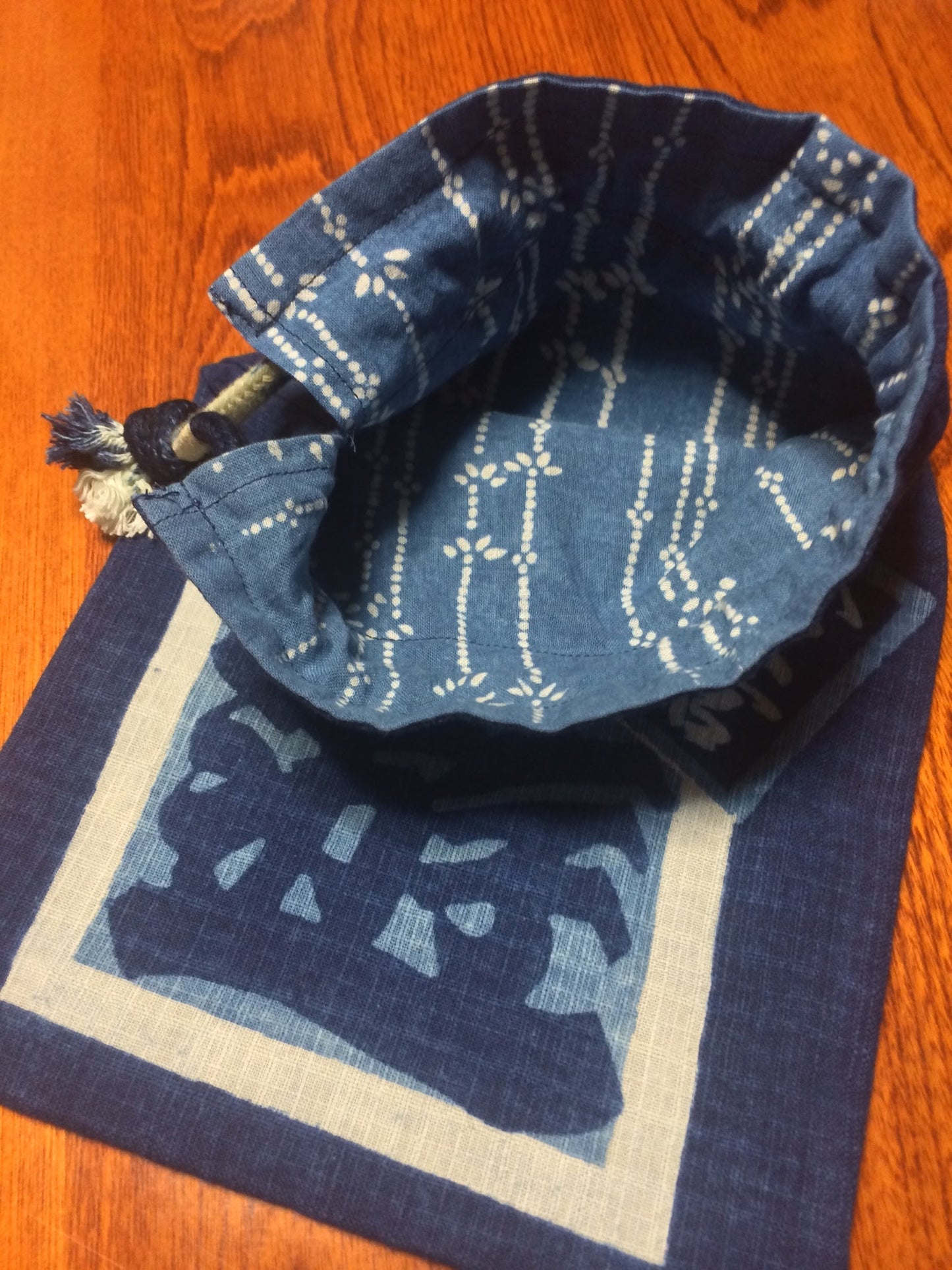 Kinchaku bag / drawstring bag